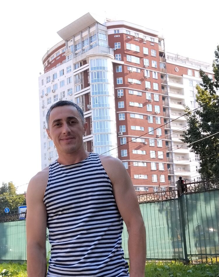  37214235  Oleg, 36 ,    