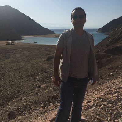  ,   Bassim, 42 ,   ,   , c , 
