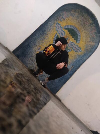  ,   Vlad, 23 ,   ,   