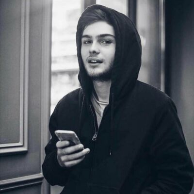  ,   Artur, 21 ,   ,   