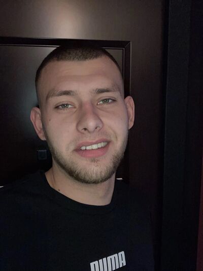  --,   Max, 29 ,   ,   