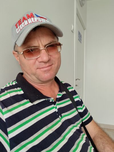  ,   Constantin, 49 ,   ,   