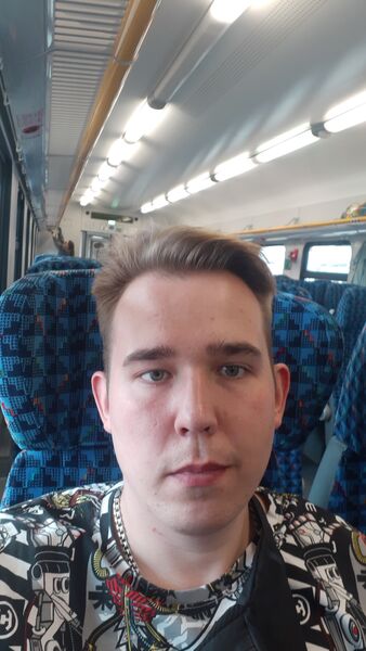  ,   Anton, 27 ,     , c 