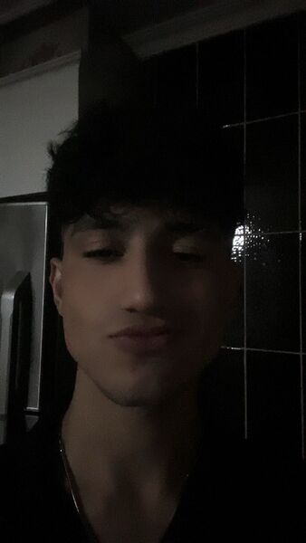  Batman,   Mustafa, 19 ,   ,   