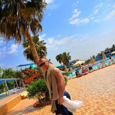  Ban Phattha Ya,   Pavel, 31 ,   ,   
