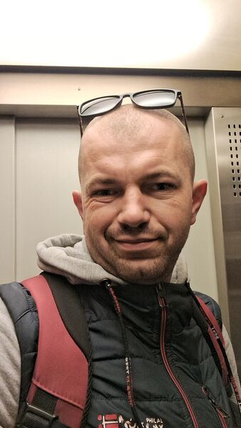  Antwerp,   , 32 ,   ,   