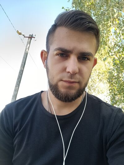  ,   Andriy, 27 ,   ,   , c , 