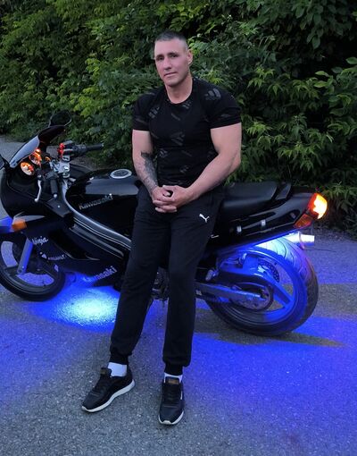  ,   Garik, 35 ,   ,   , c , 
