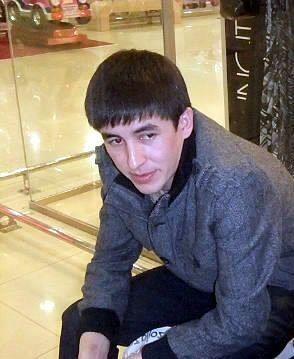  18695675  Eldorbaratov, 37 ,    