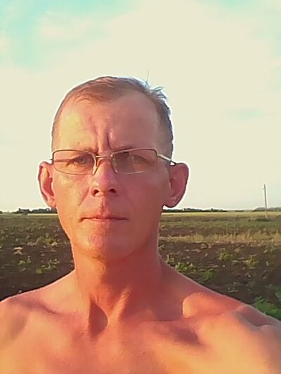  ,   Sergej, 44 ,   ,   , c , 