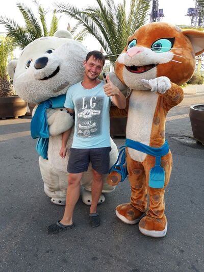  ,   Semyon, 39 ,   ,   