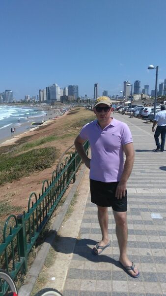 Rishon LeZiyyon,   , 42 ,   ,   , c 