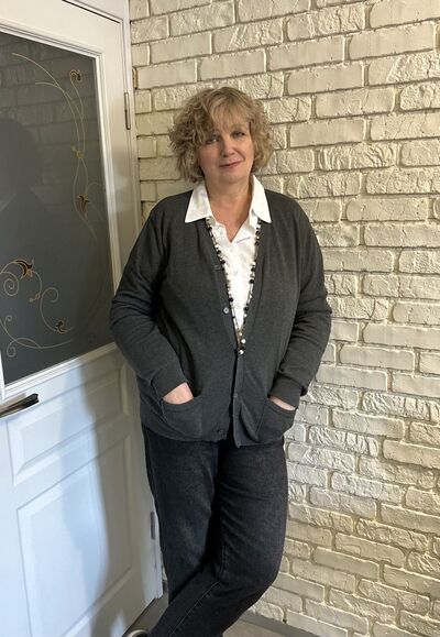  ,   Helen, 62 ,     , c 
