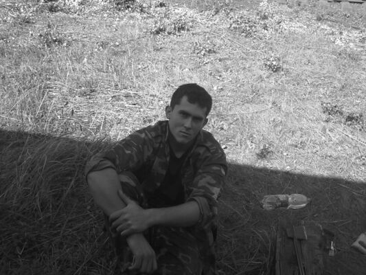   ,   Anton, 33 ,   