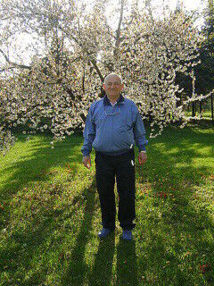  ,   Michail, 60 ,   