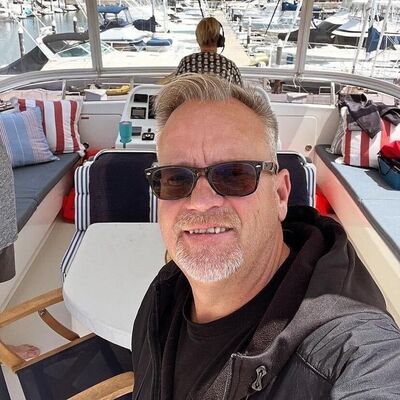  ,   Vladimir, 55 ,   c 