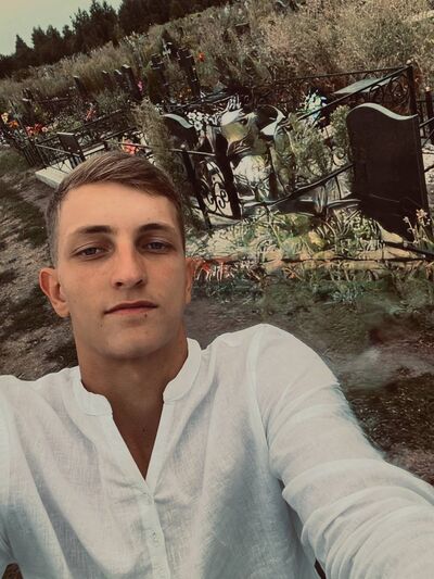  ,   Pavel, 20 ,   ,   
