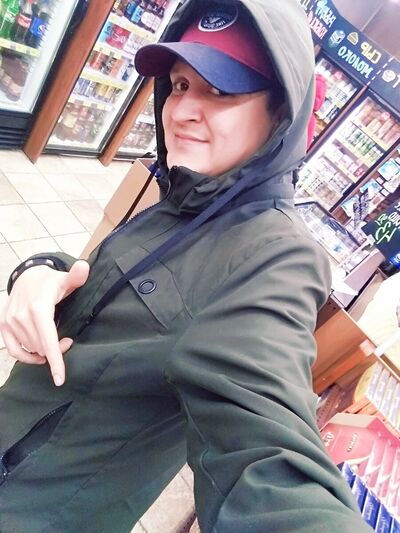  ,   Denis, 33 ,   ,   , c 