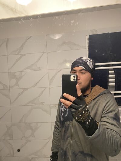  Vallingby,   Umar, 26 ,   ,   , c 