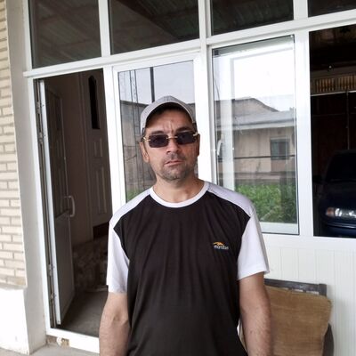  ,   Feruz, 37 ,   ,   