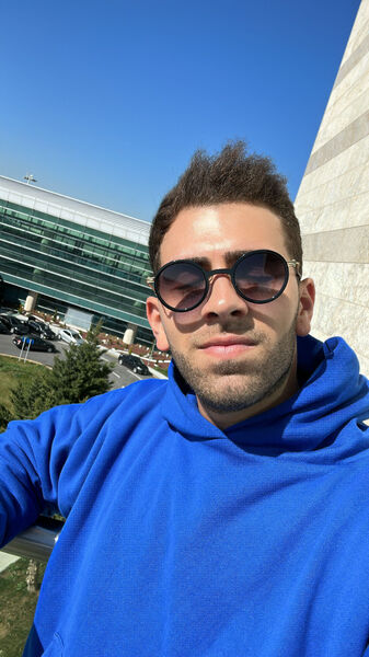  ,   Mehmet, 24 ,   ,   