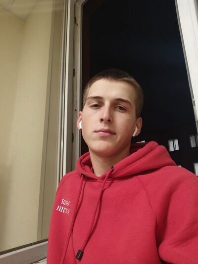  --,   Alexander, 22 ,   ,   , c 