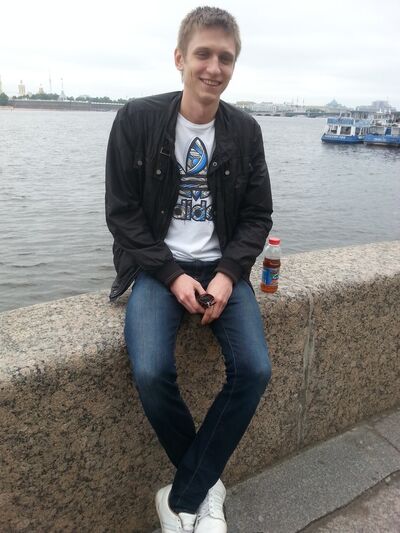  ,   Nik, 33 ,   