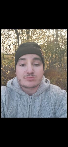  ,   Albert, 37 ,   ,   