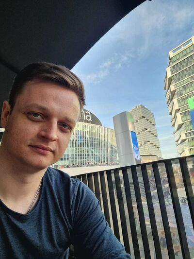  ,   Bogdan, 27 ,   ,   , c 
