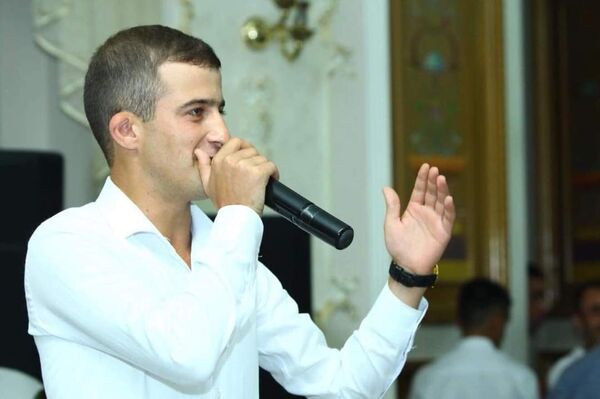  -,   Arman, 30 ,   ,   