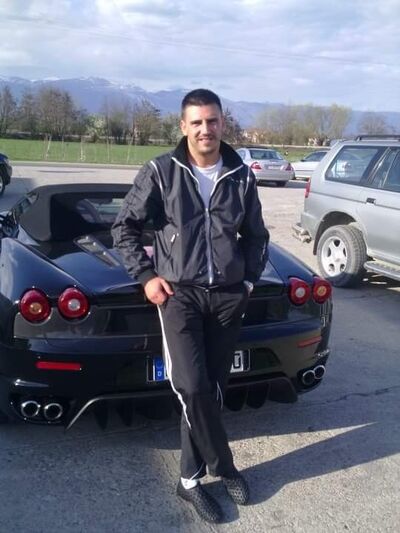  Cacak,   Miki, 40 ,   ,   , c 