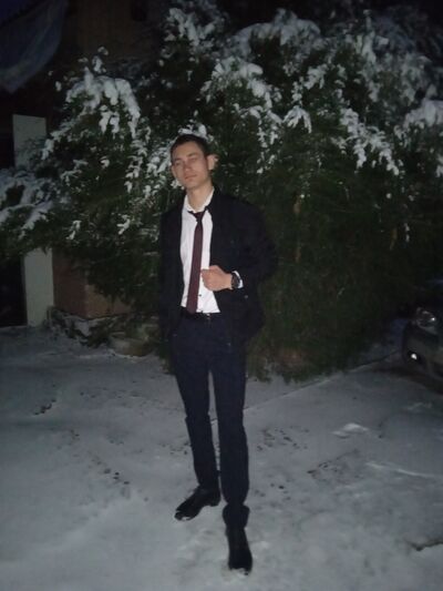  --,   DMITRI, 19 ,   ,   , c , 