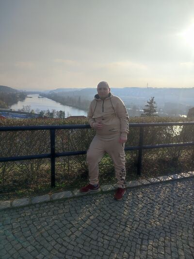  Grodzisk Mazowiecki,   Aleksandr, 33 ,   ,   