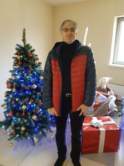   ,   Anton, 42 ,   ,   , c , 