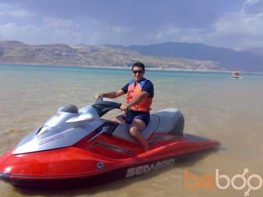  ,   Oskar, 49 ,   