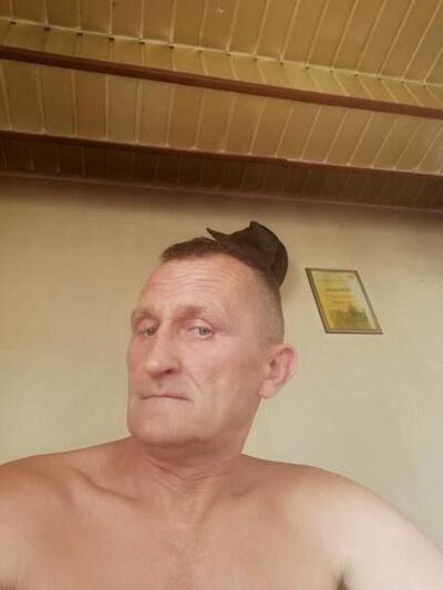  ,   Valdas, 57 ,   ,   