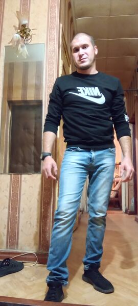  -,   Nikolas, 31 ,     , c 