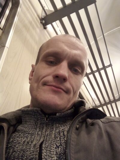  -,   DMITRI MOROZ, 40 ,   ,   