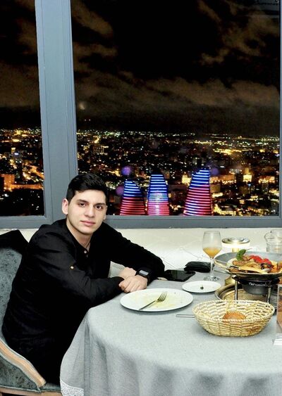 ,   Zakir, 28 ,   ,   , c 