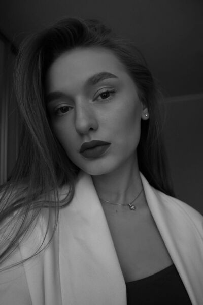  Ara,   Victoria, 26 ,   c 