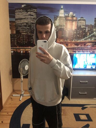  ,   Arseniy, 18 ,   ,   