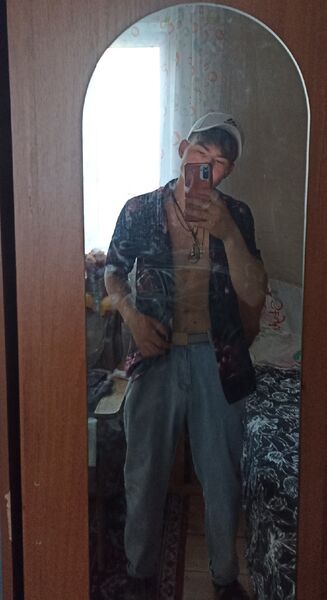  ,   Vlad, 21 ,   ,   