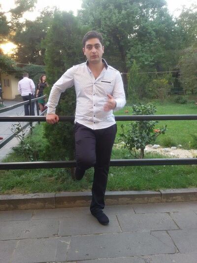  ,   Giorgi, 32 ,   