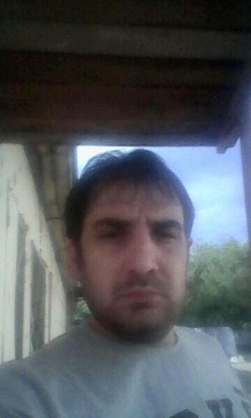  ,   Jorjo, 37 ,   