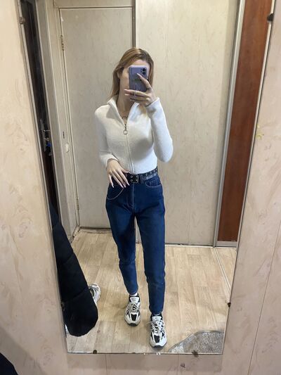  -,   Kate, 21 ,   ,   , 