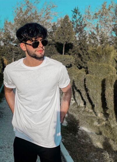  ,   Farruh, 25 ,   ,   
