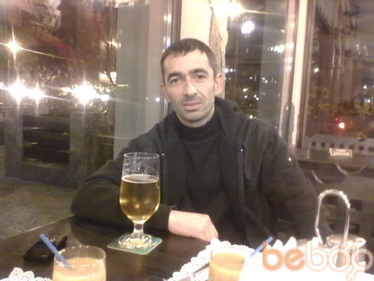  ,   Qasan, 49 ,  