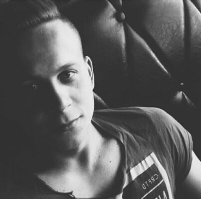  ,   Alex, 31 ,   