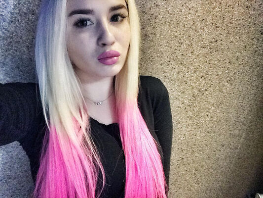  ,   Sabrina, 23 ,  