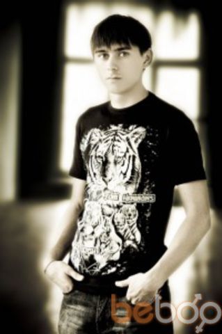  ,   Artem, 36 ,   